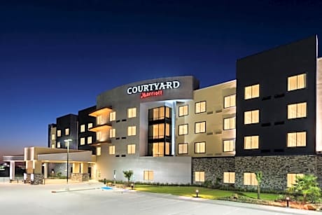 Courtyard by Marriott Houston Katy Mills