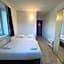 Hotel Abaca