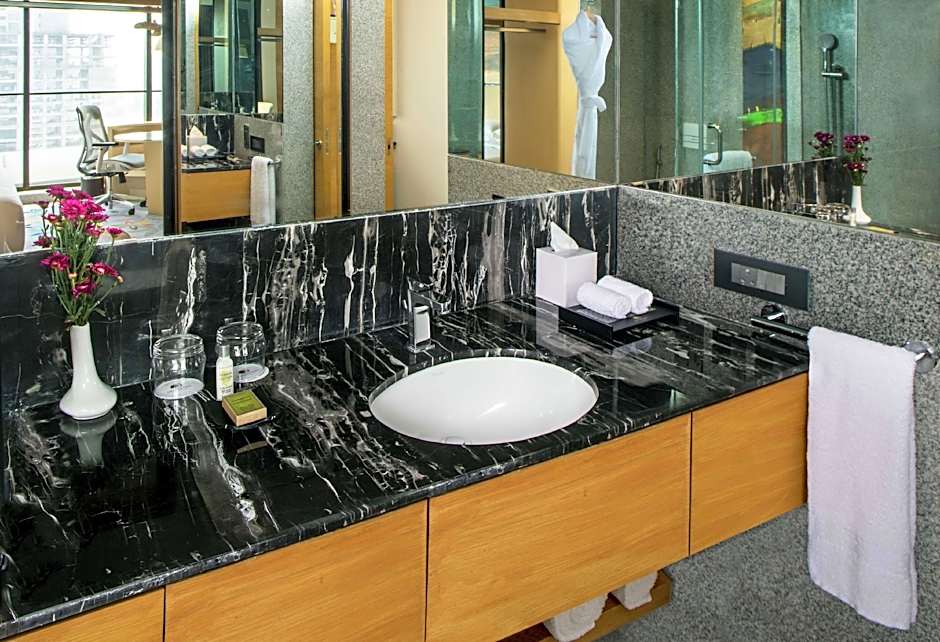 DoubleTree by Hilton Ahmedabad