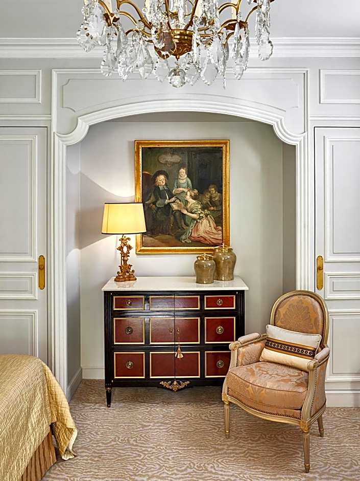 Hotel Plaza Athenee - Dorchester Collection