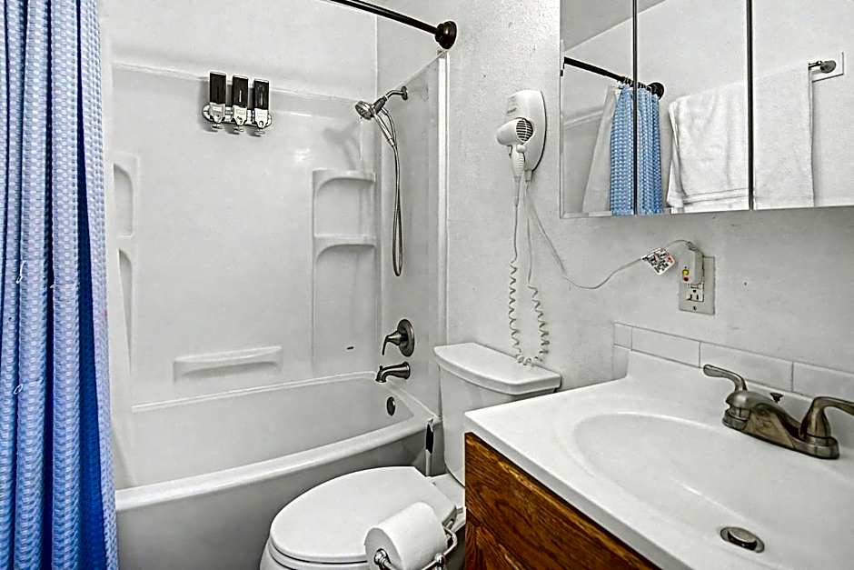 410 e45th 2 bedroom apartment
