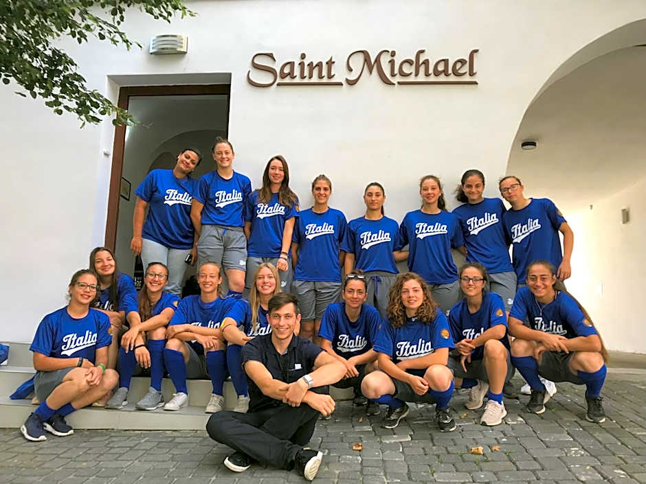 Saint Michael - Garni Hotel