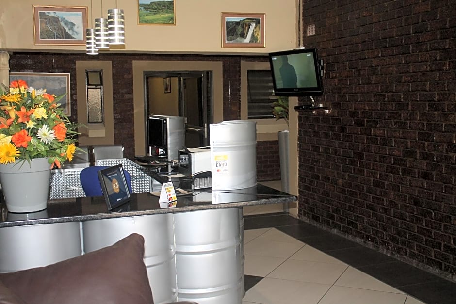 Sleep-Time Guest Lodge