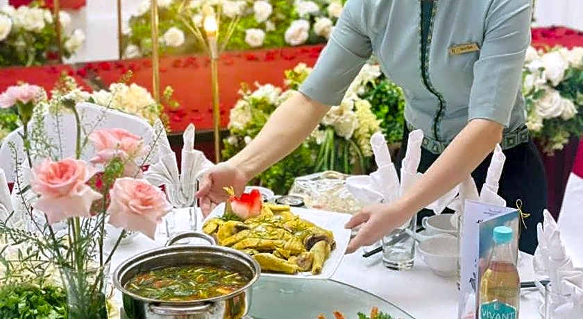 Muong Thanh Grand Cua Lo Hotel
