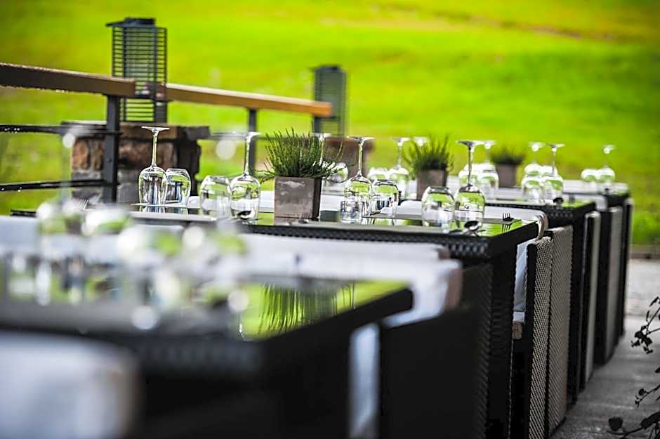 Hotel ZAWRAT Ski Resort & Spa