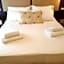 Hotel Atenea Golden Star