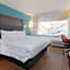 Tru by Hilton Miramar