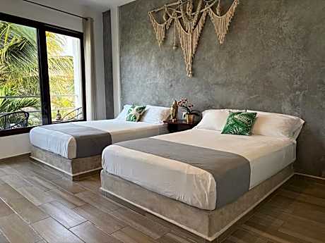 Deluxe Twin Room with Sea View