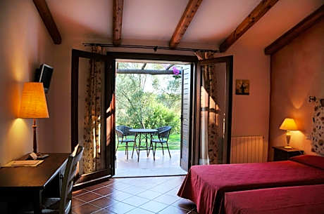 Classic Double or Twin Room