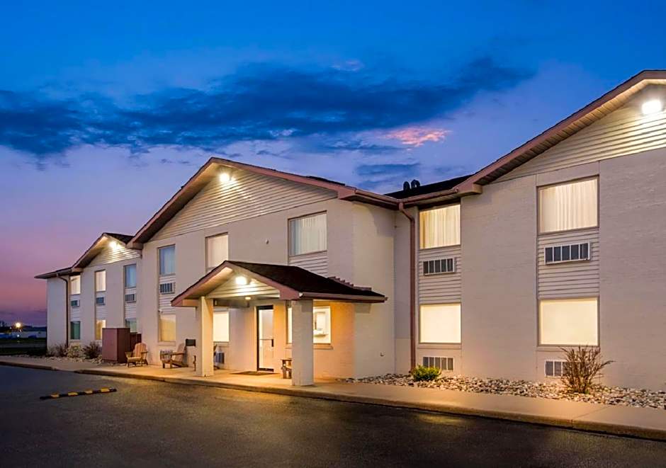 Super 8 by Wyndham Perham