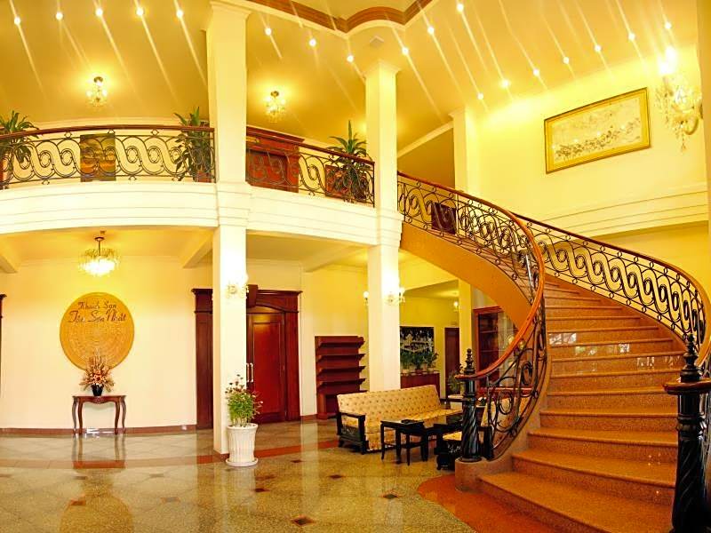 Tan Son Nhat Hotel