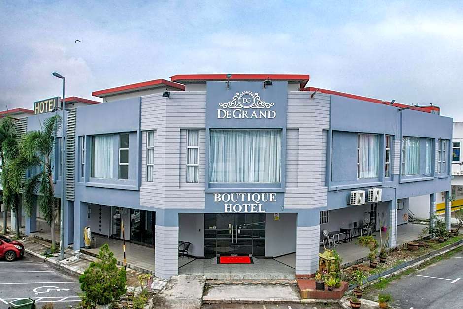 Photo 1 of 42 of De Grand Boutique Hotel