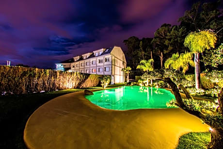 Hotel Dinajan