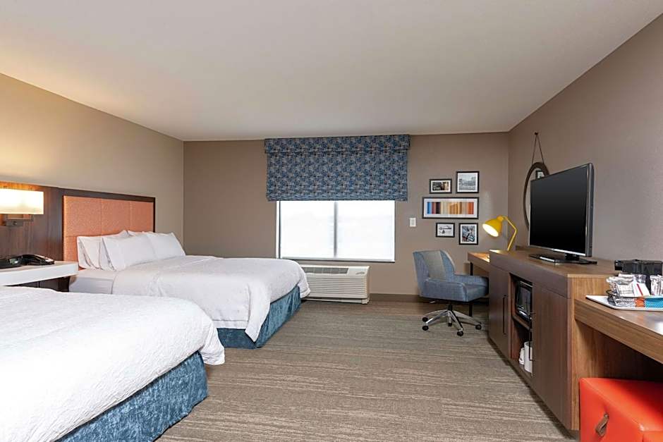 Hampton Inn By Hilton Warsaw