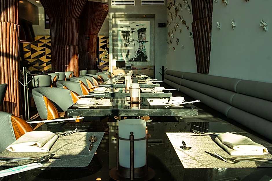 Paradise Village Beach Resort