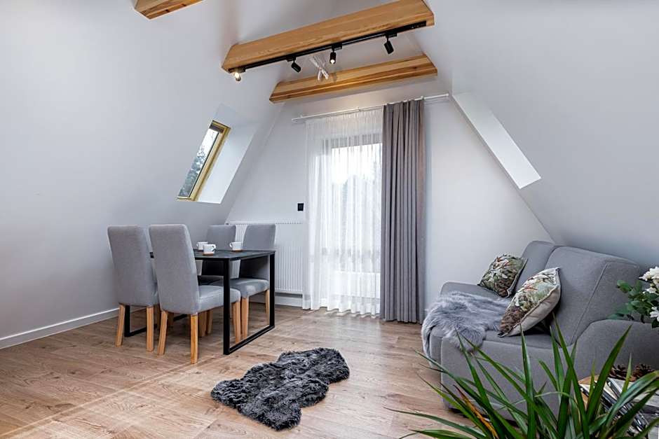 Villa 7 Apartments