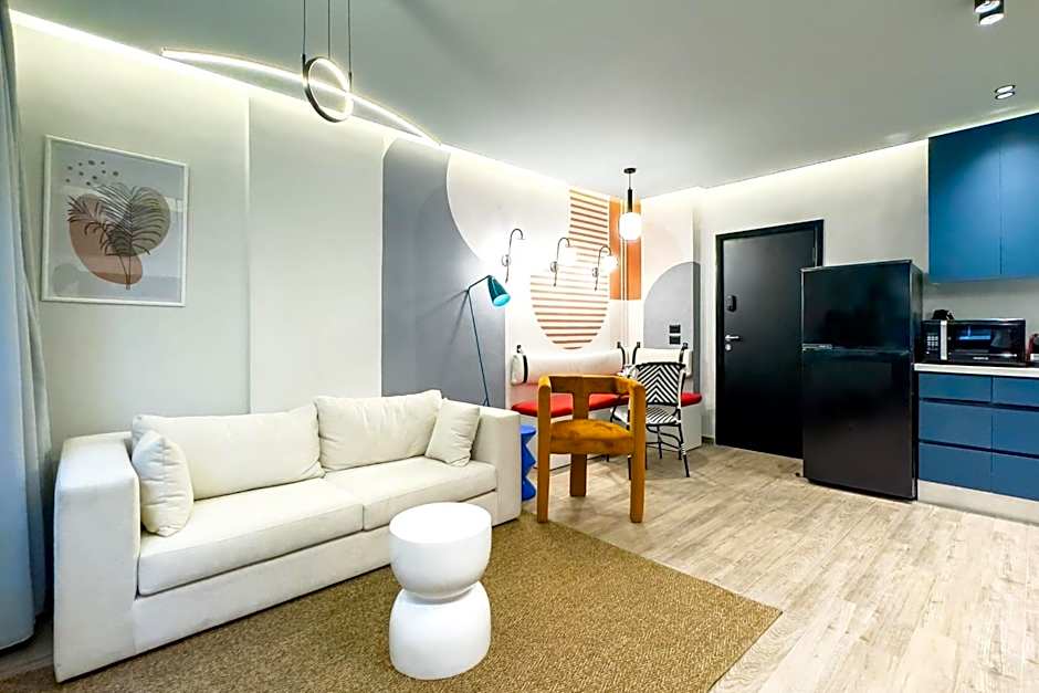 The 2 BDR Sapphire Condo 5 min to CAI Airport