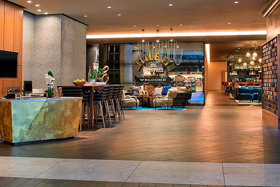 Renaissance by Marriott Nashville Hotel | Reservations Center