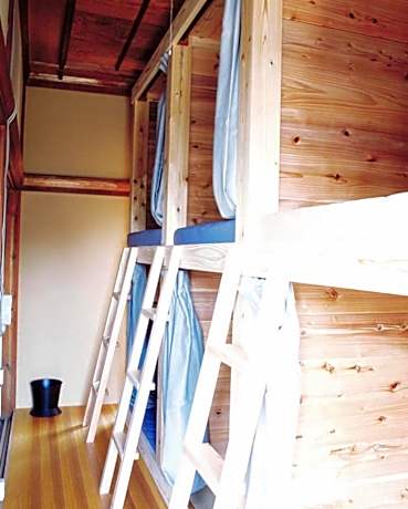 Bed in 6-Bed Mixed Dormitory Room