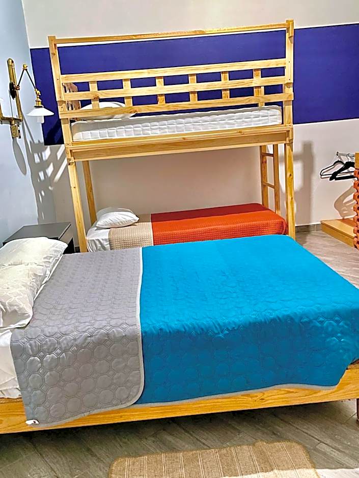 Céntrica habitación privada , #7 de 1 a 4 personas, Casona Doña Paula Aparta-hotel, baño compartido