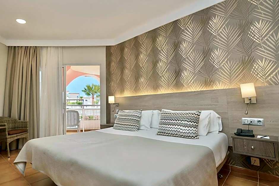Hotel Puerto Palace