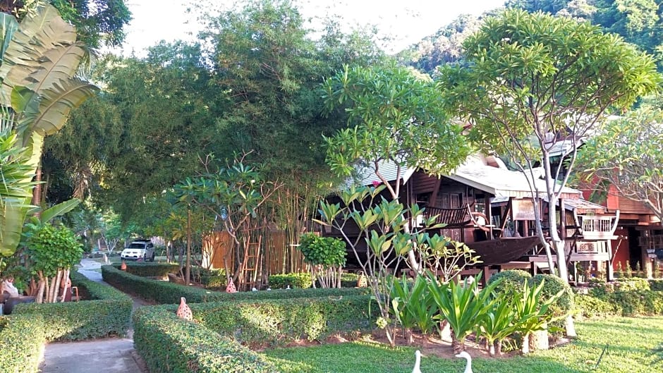 Baan Thong Ching Resort