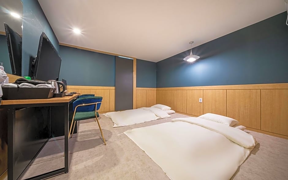 Hwaseong (Wolmun) Athena