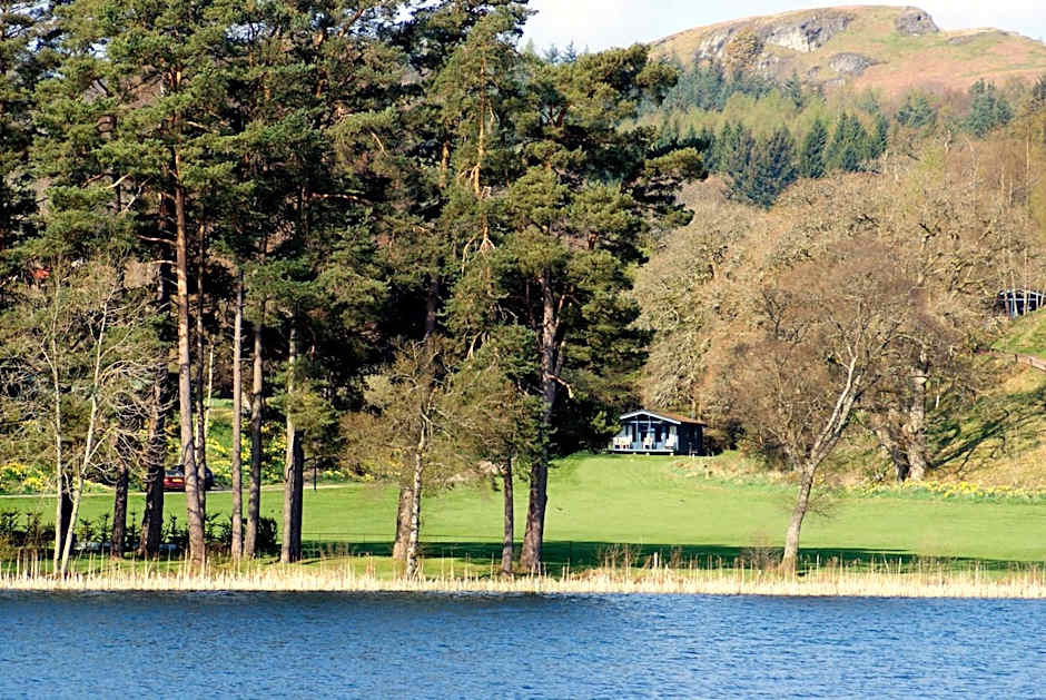 Loch Monzievaird Chalets