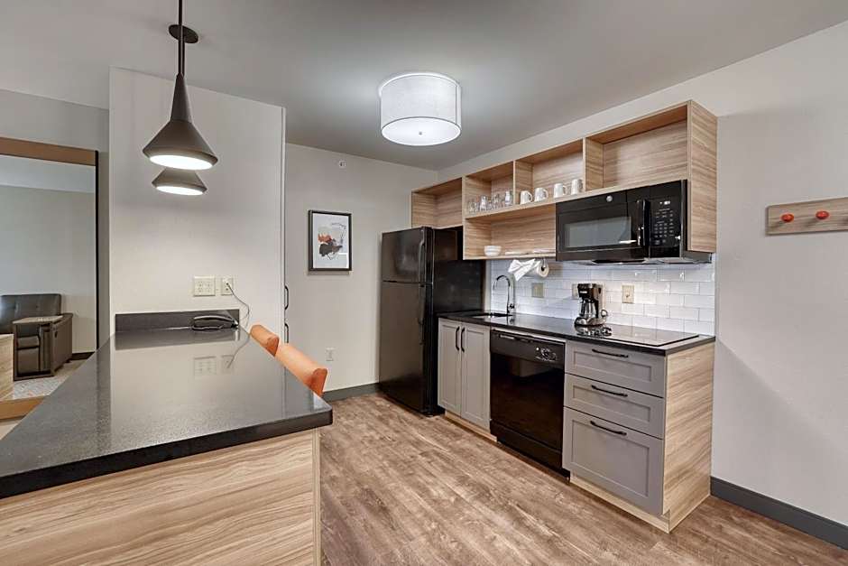 Candlewood Suites Milwaukee Airport - Oak Creek By IHG