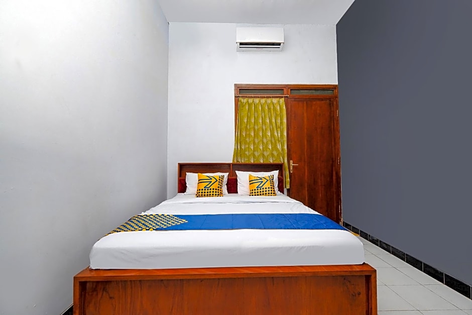 OYO 2240 Simpang Tujuh Residence