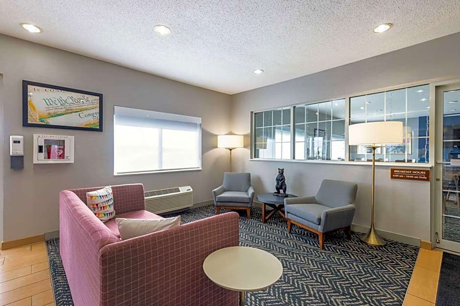 AmericInn by Wyndham Duluth