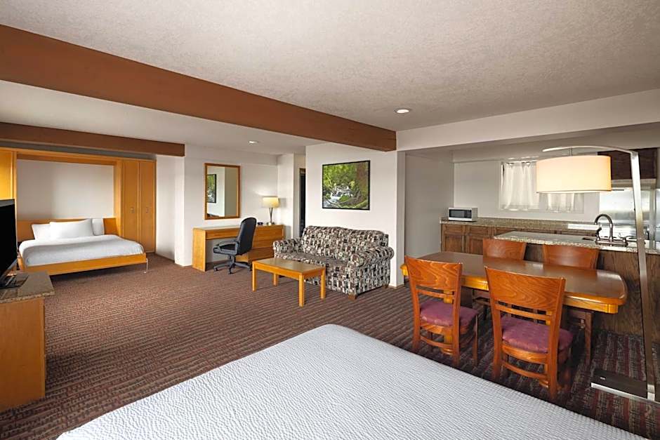 Ramada by Wyndham Campbell River