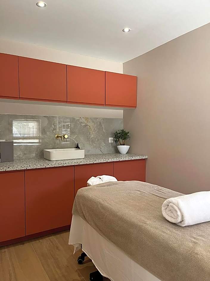 Logis Hôtel -Spa-Restaurant Le Saint Antoine