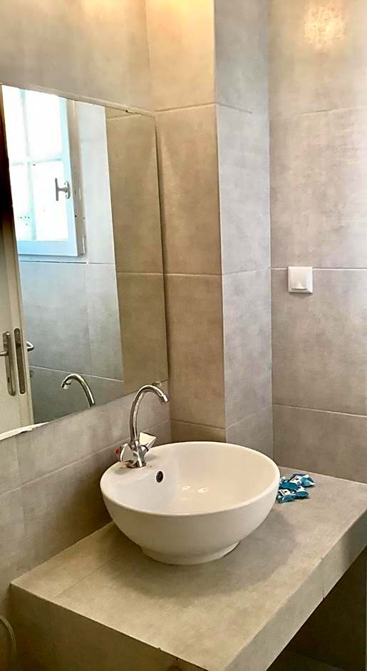 DVLNG 2 Bedroom & Dining Room Apartment