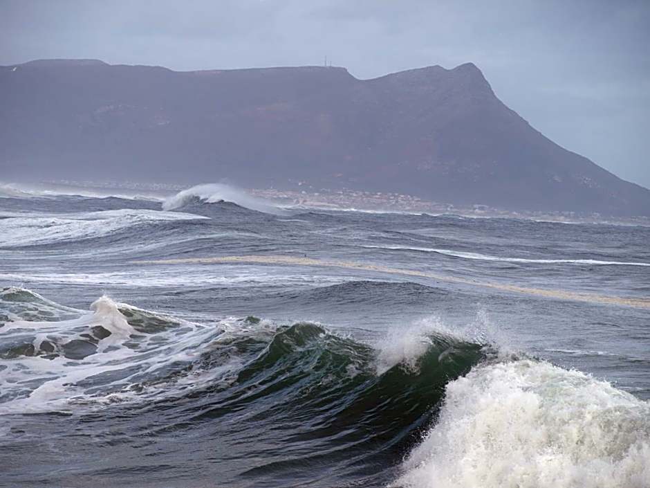 Melkbosstrand Bed and Breakfast