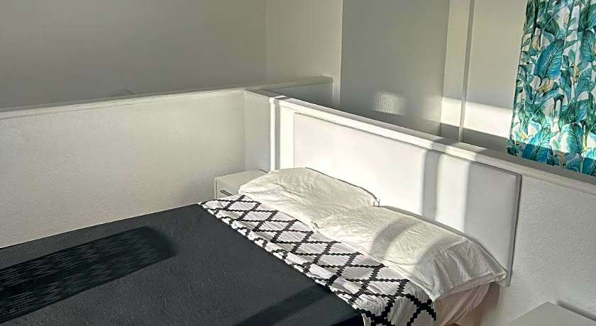 Apartamentos Alondras Park