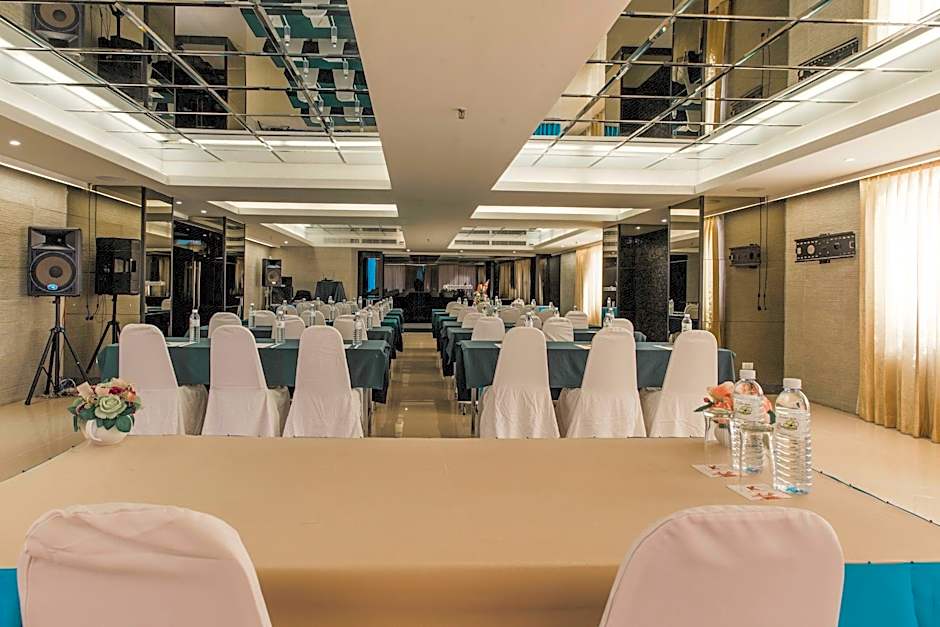 Convenient Park Bangkok Hotel