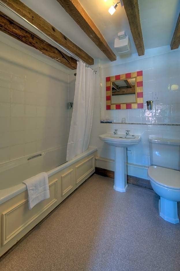 Dog & Partridge by Chef & Brewer Collection