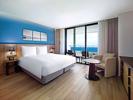 Double King Room with Ocean View
