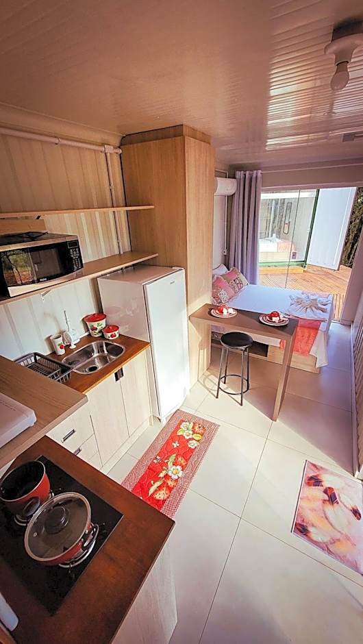 Pousada Jardim Encantado - Suítes em Container na cidade do Cristo Protetor - Encantado RS