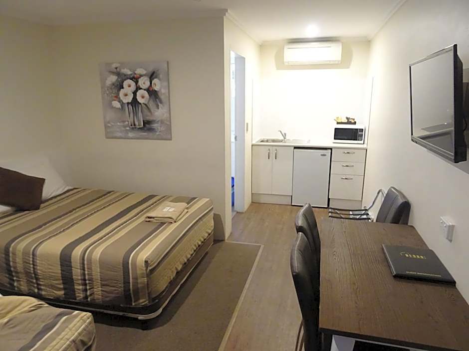 Centrepoint Motel