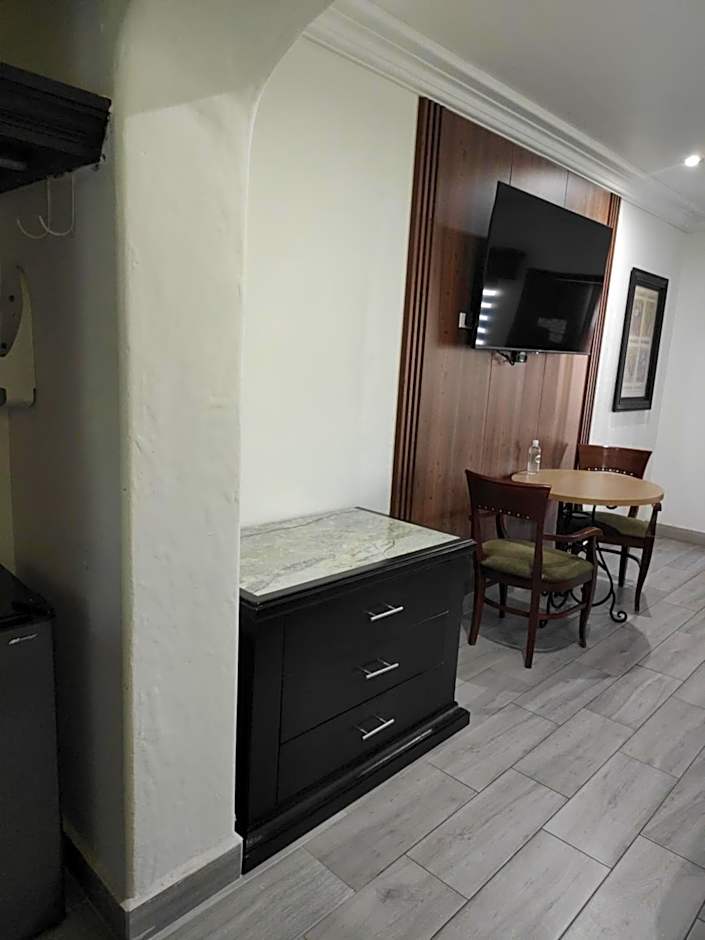 Hotel Siesta Real