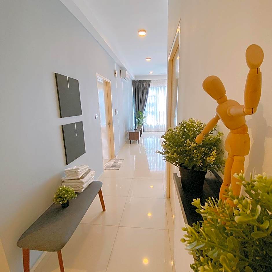 Eko Cheras Residences by De Space