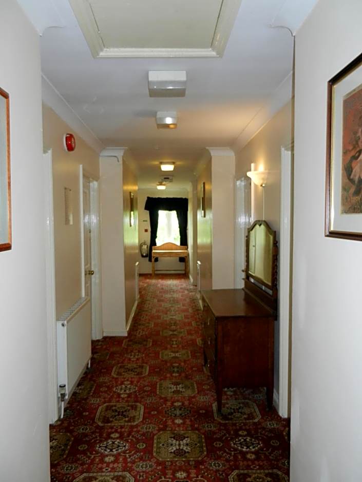 Schoolhouse Restaurant and Hotel