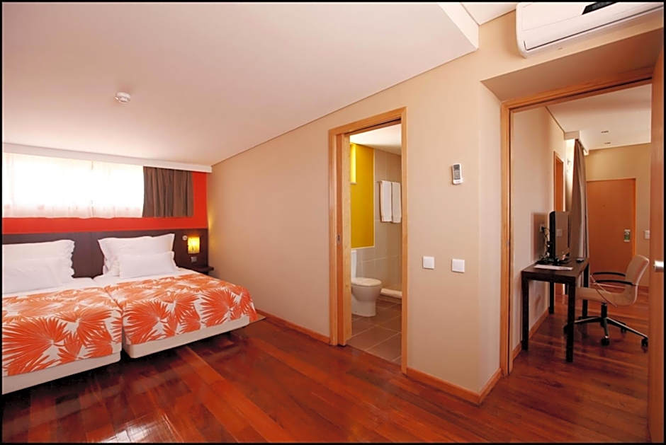 Pestana Tropico Ocean & City Hotel