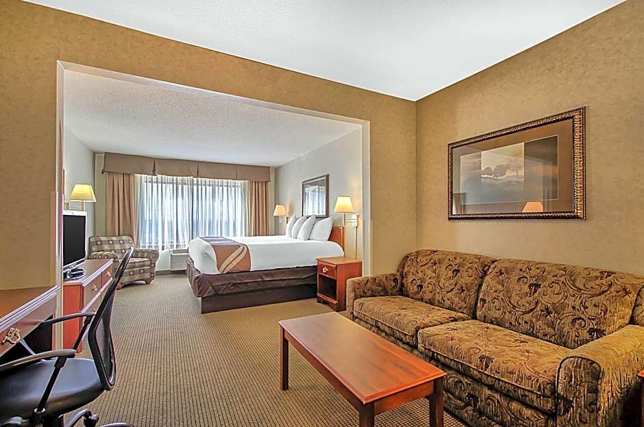 Comfort Inn & Suites