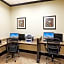 Holiday Inn Express Hotel & Suites Brownfield By IHG