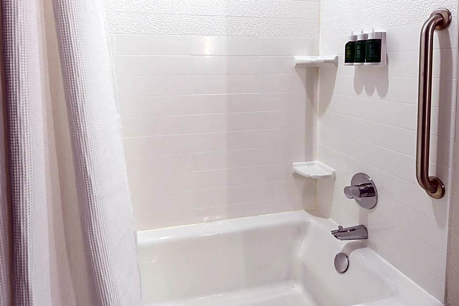 Fairfield Inn & Suites by Marriott Ontario Rancho Cucamonga