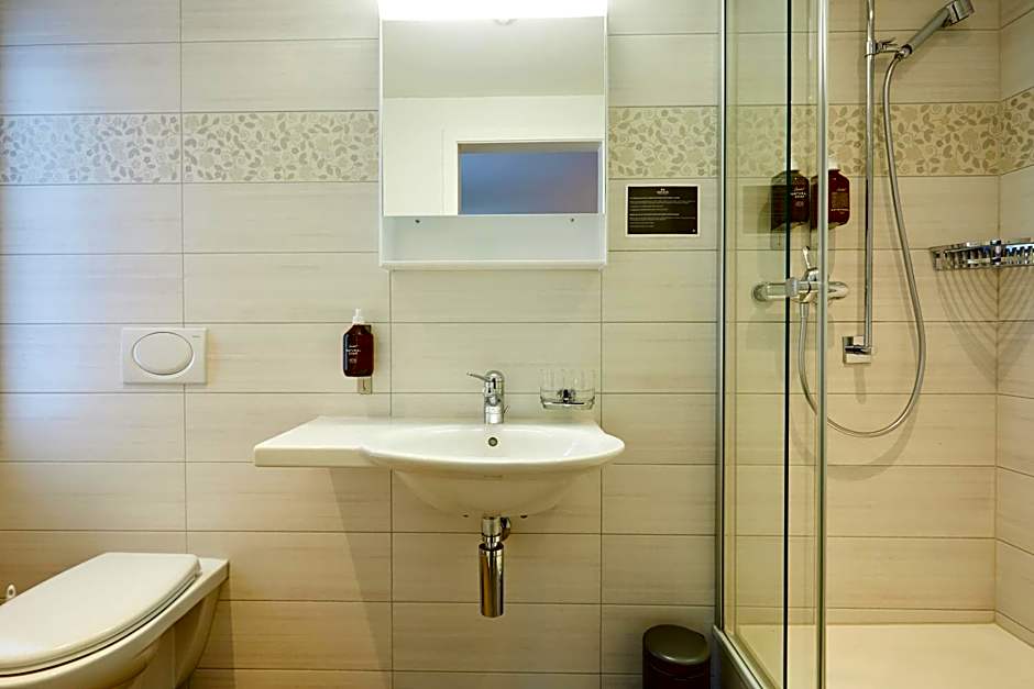 Italian Lifestyle Hotel & Osteria Chartreuse