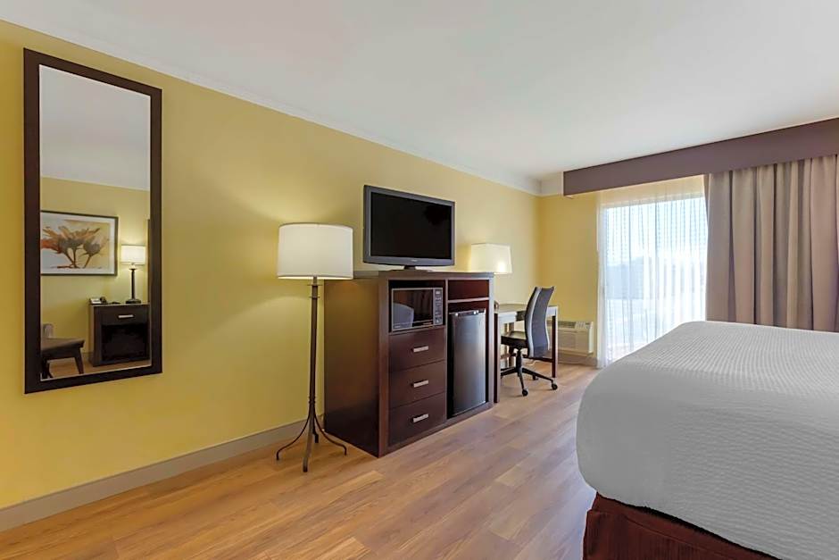 Best Western Plus Phoenix Goodyear Inn